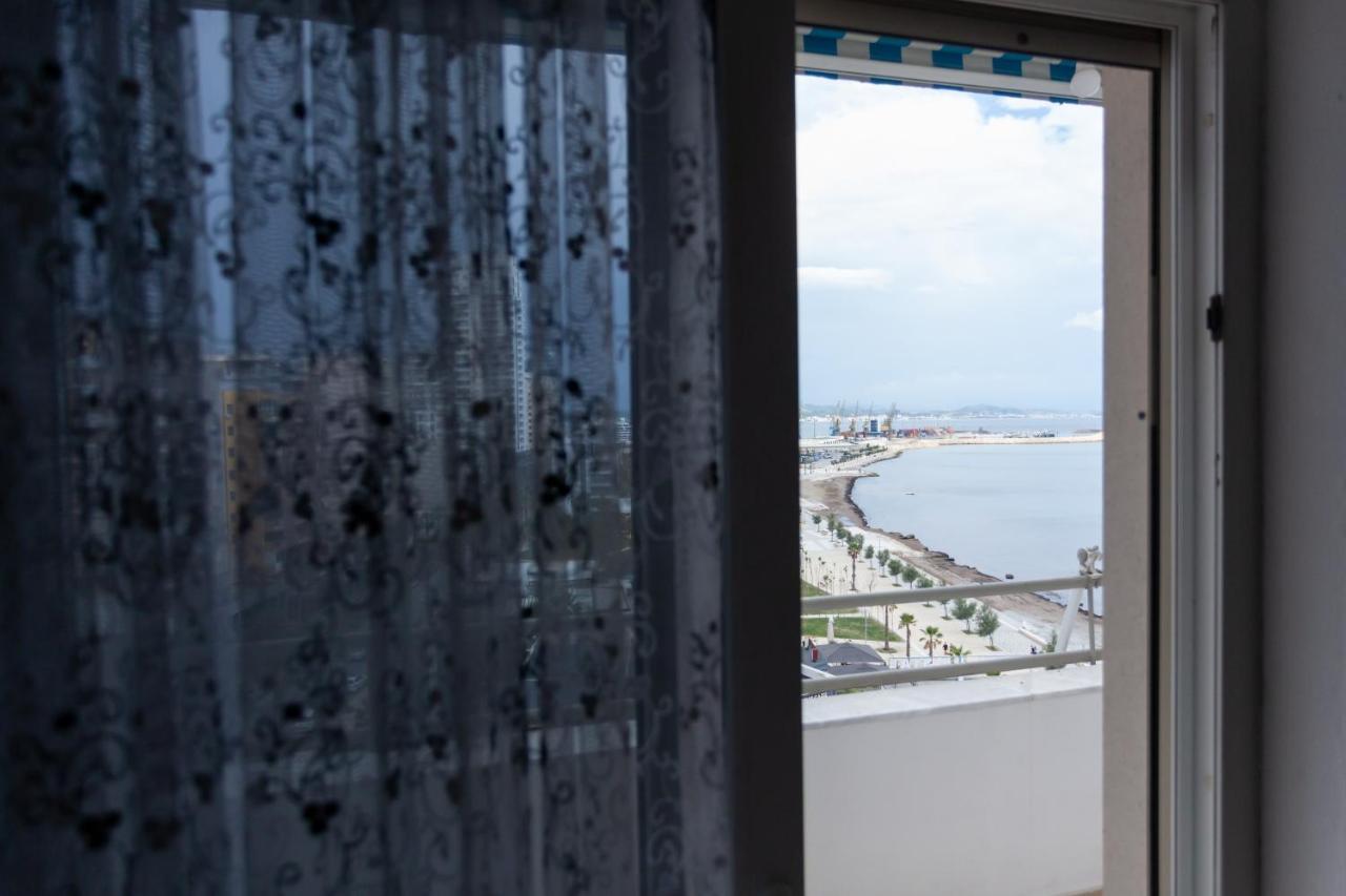 Sea View Holiday In Center