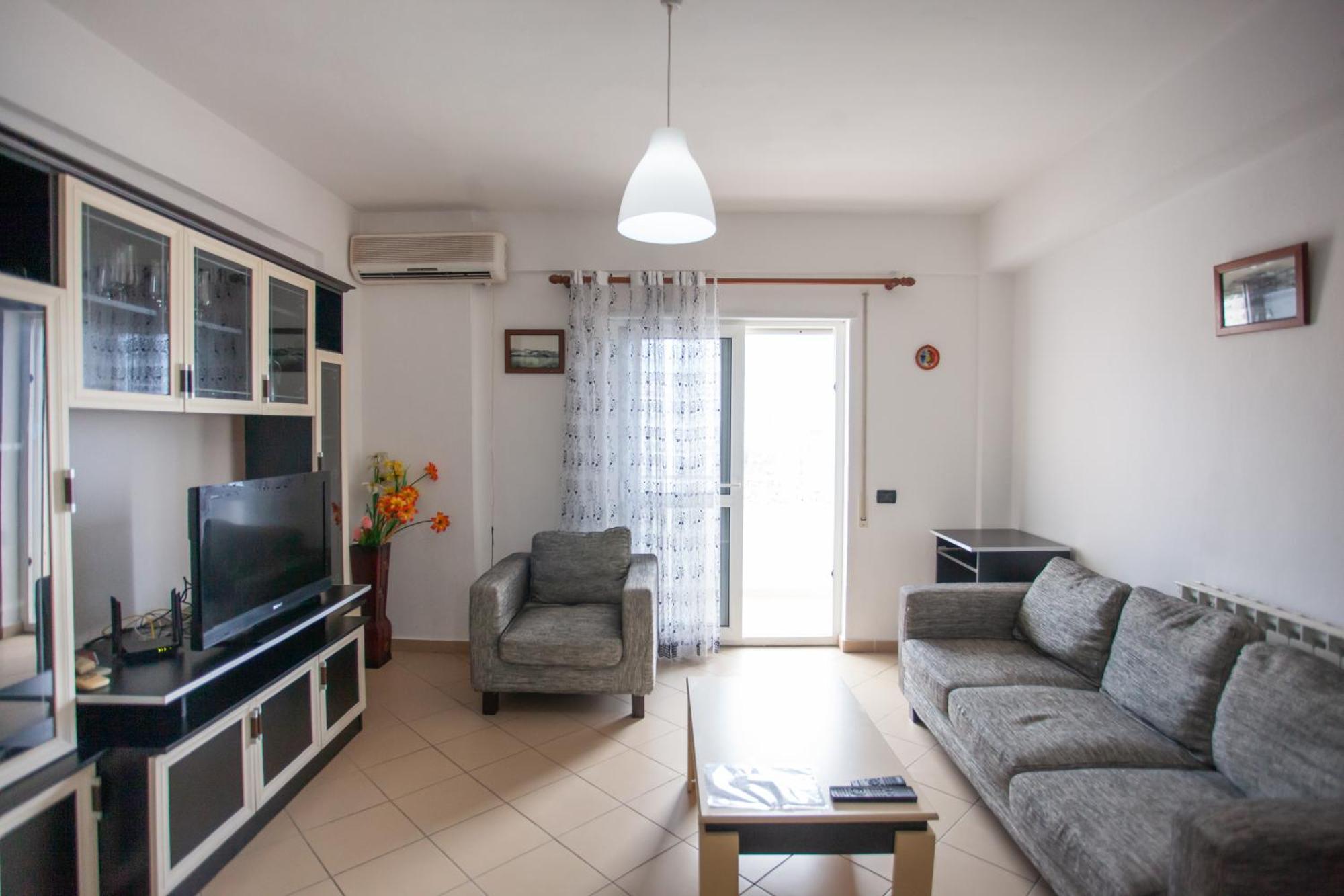 Sea View Holiday In Center Apartament *